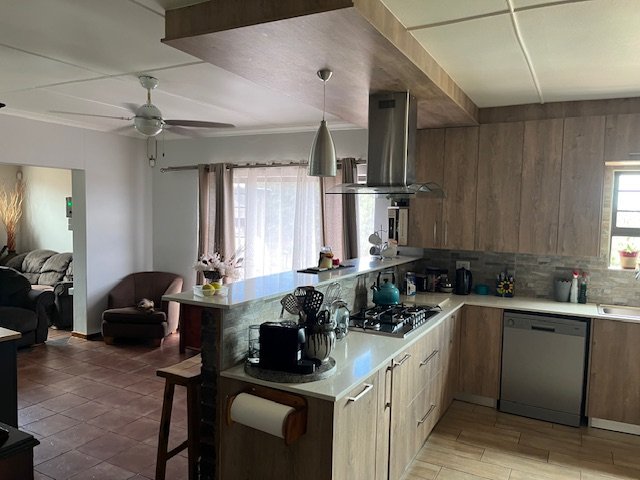 3 Bedroom Property for Sale in Scheepershoogte Eastern Cape